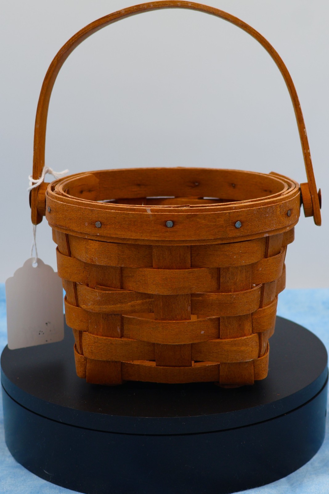 Longaberger 1988 Small Round Basket Swing Handle