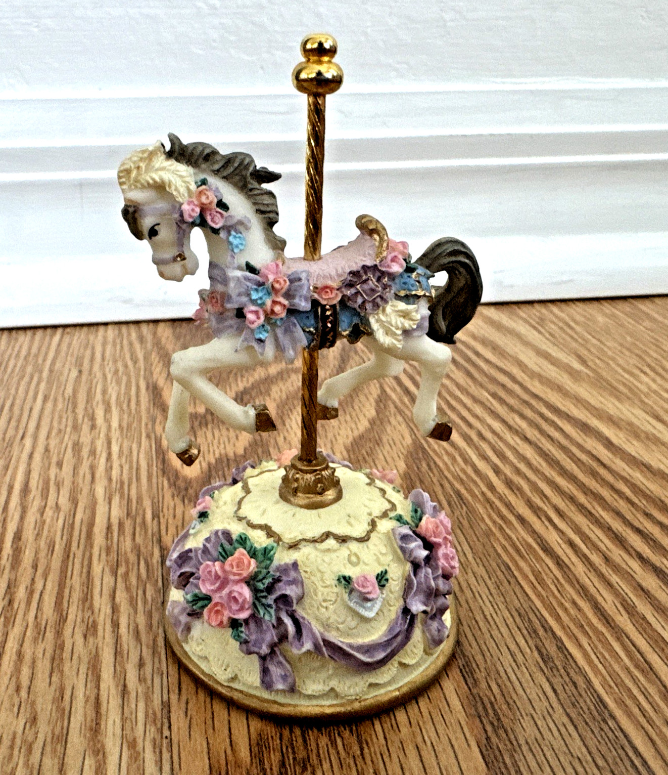Vtg Westland Carousel Horse Collection Music Box ‘My Favorite Things’ 4” Tall