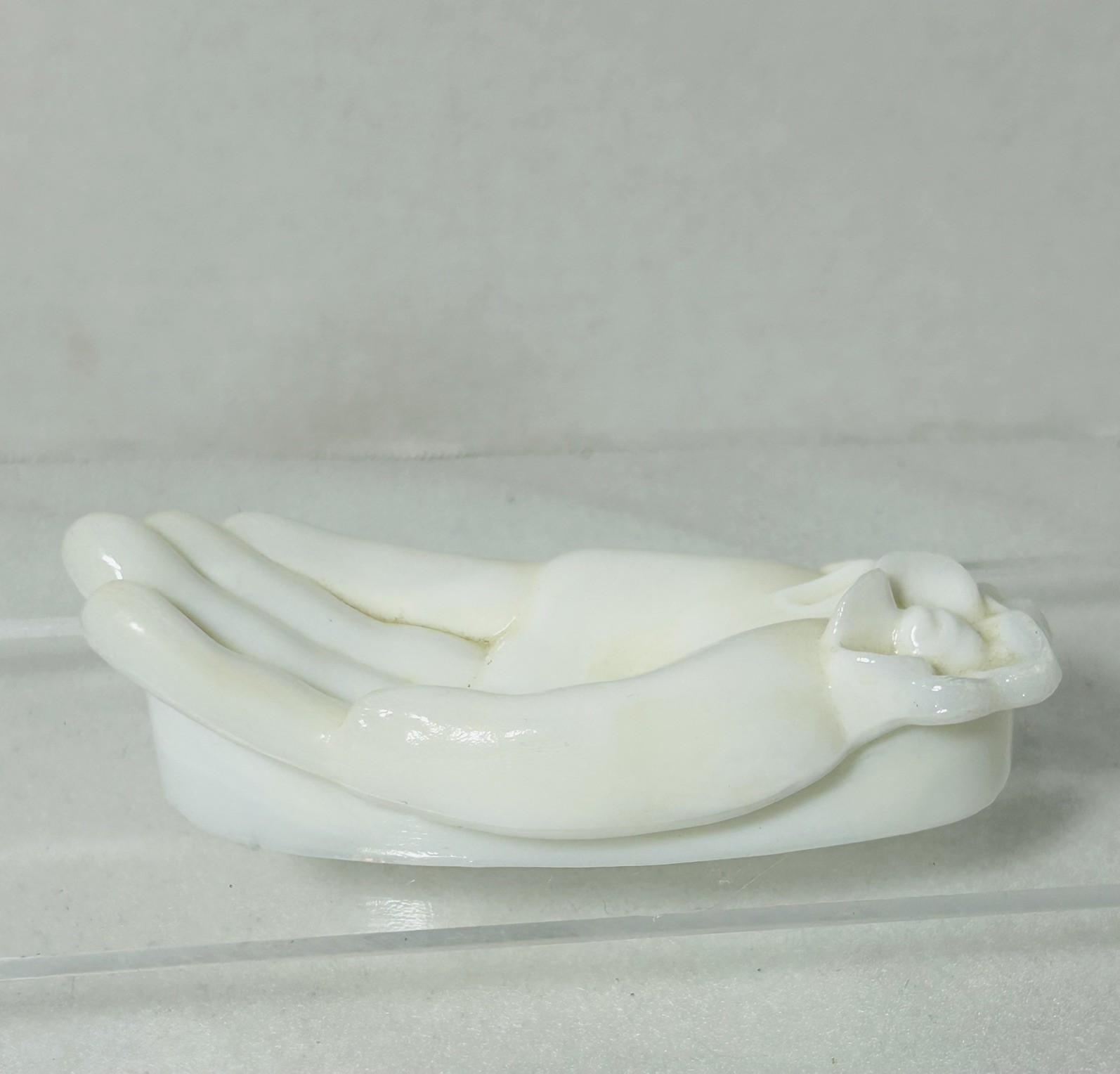 Vintage Kemple White Milk Glass Hand, Trinket Dish, Dresser Dish Vintage Kemple White Milk Glass Hand, Trinket Dish, Dresser Dish