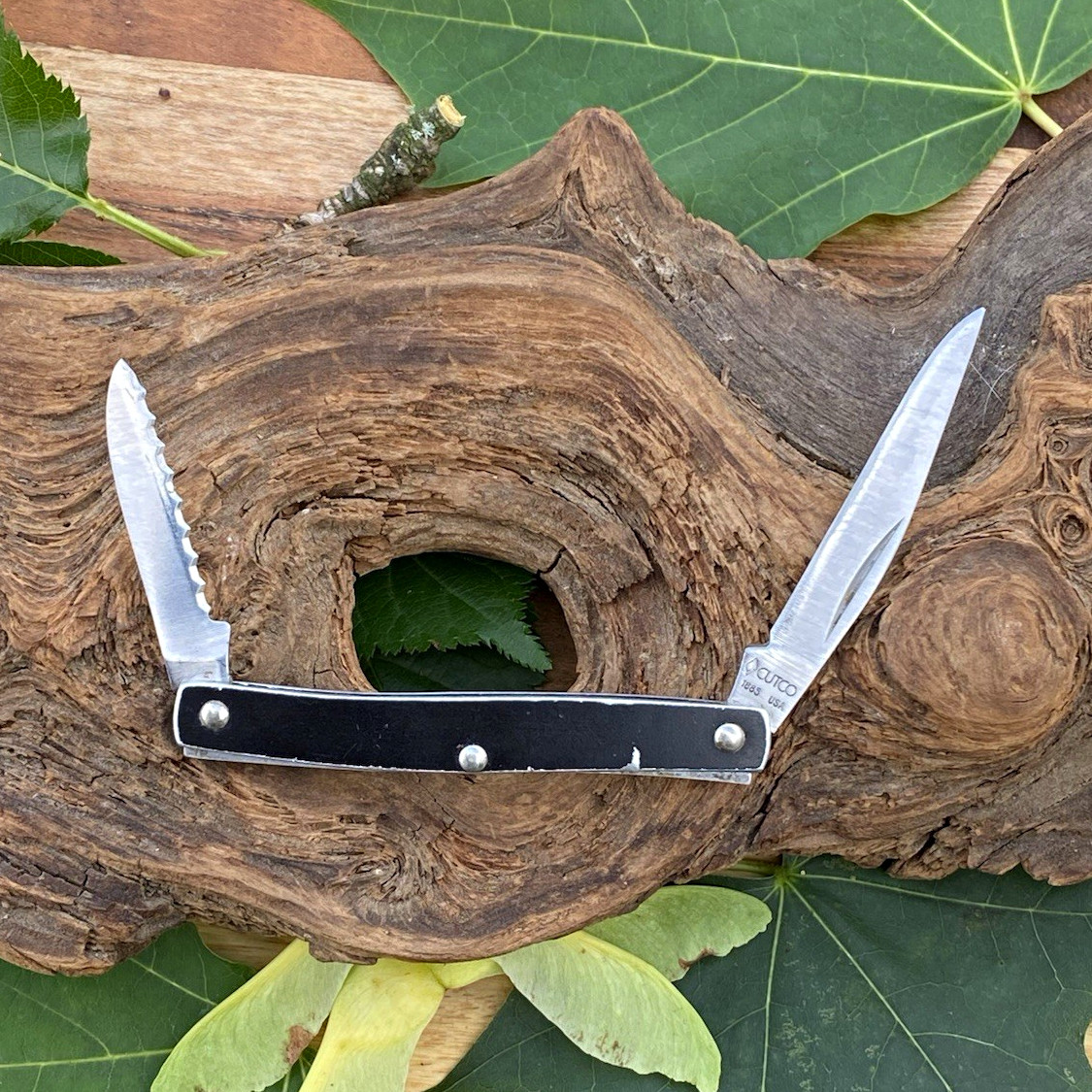 Vintage Rare CUTCO 1885 USA 2 Blade Folding Pocket Knife Serrated Black Handle