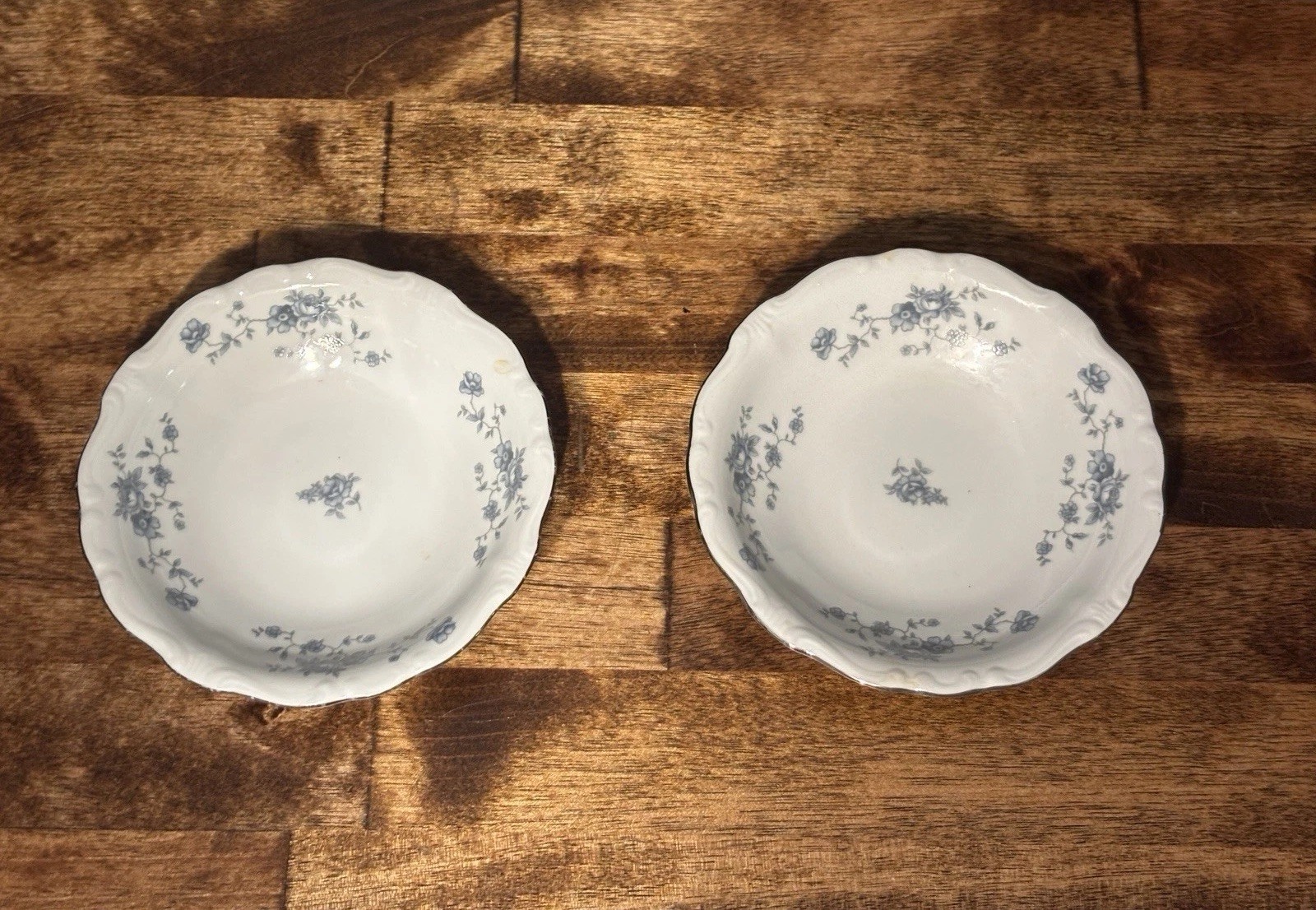 Ret. Johann Haviland Blue Garland 2-Berry Bowls