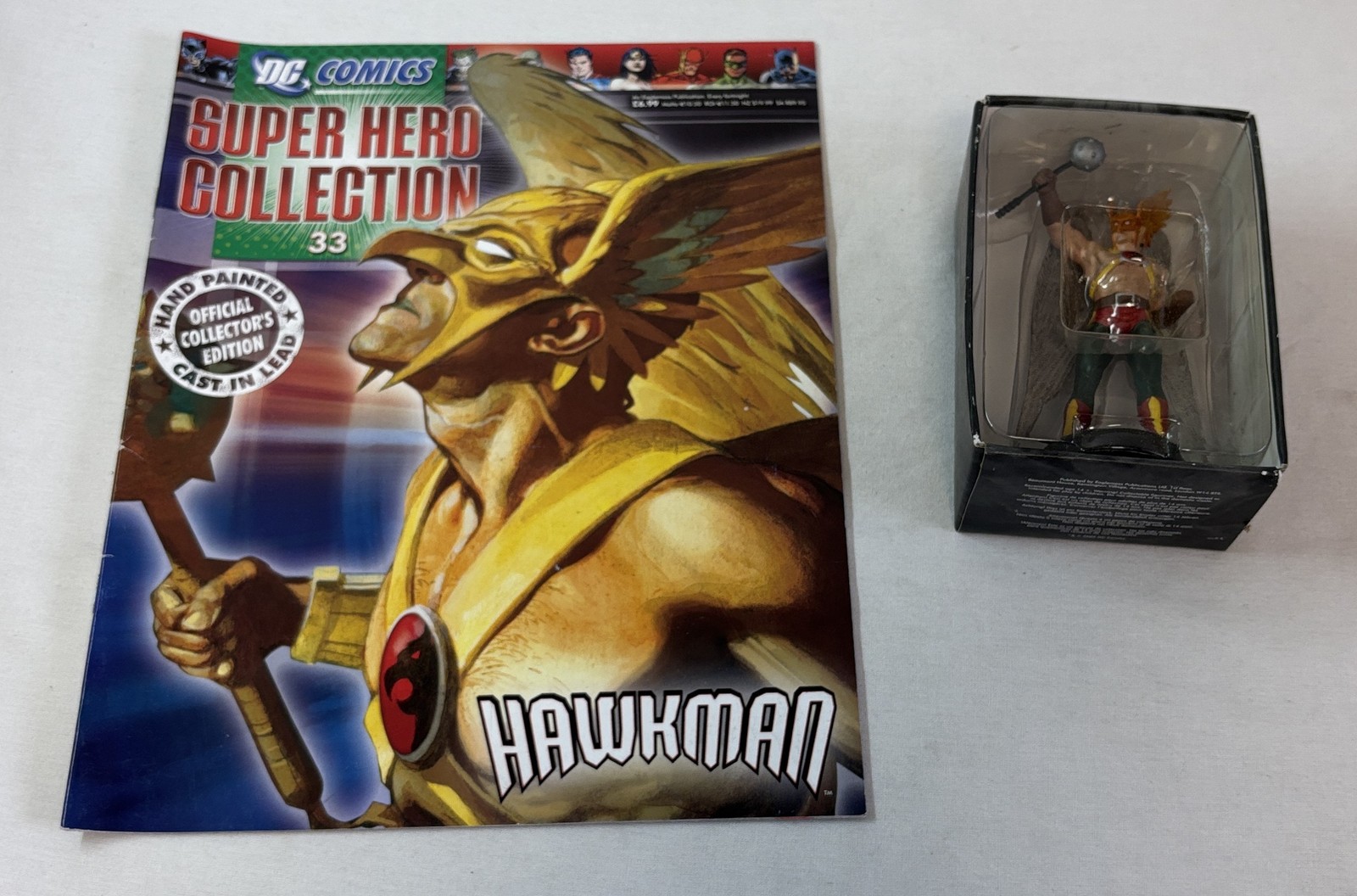 Eaglemoss DC figurine and magazine #33 ~ HAWKMAN