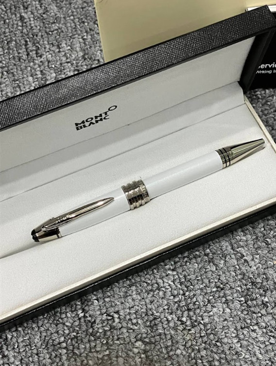 SALE NEW 2026 Montblanc JFK Special Edition Ballpoint Pen White Silver with box