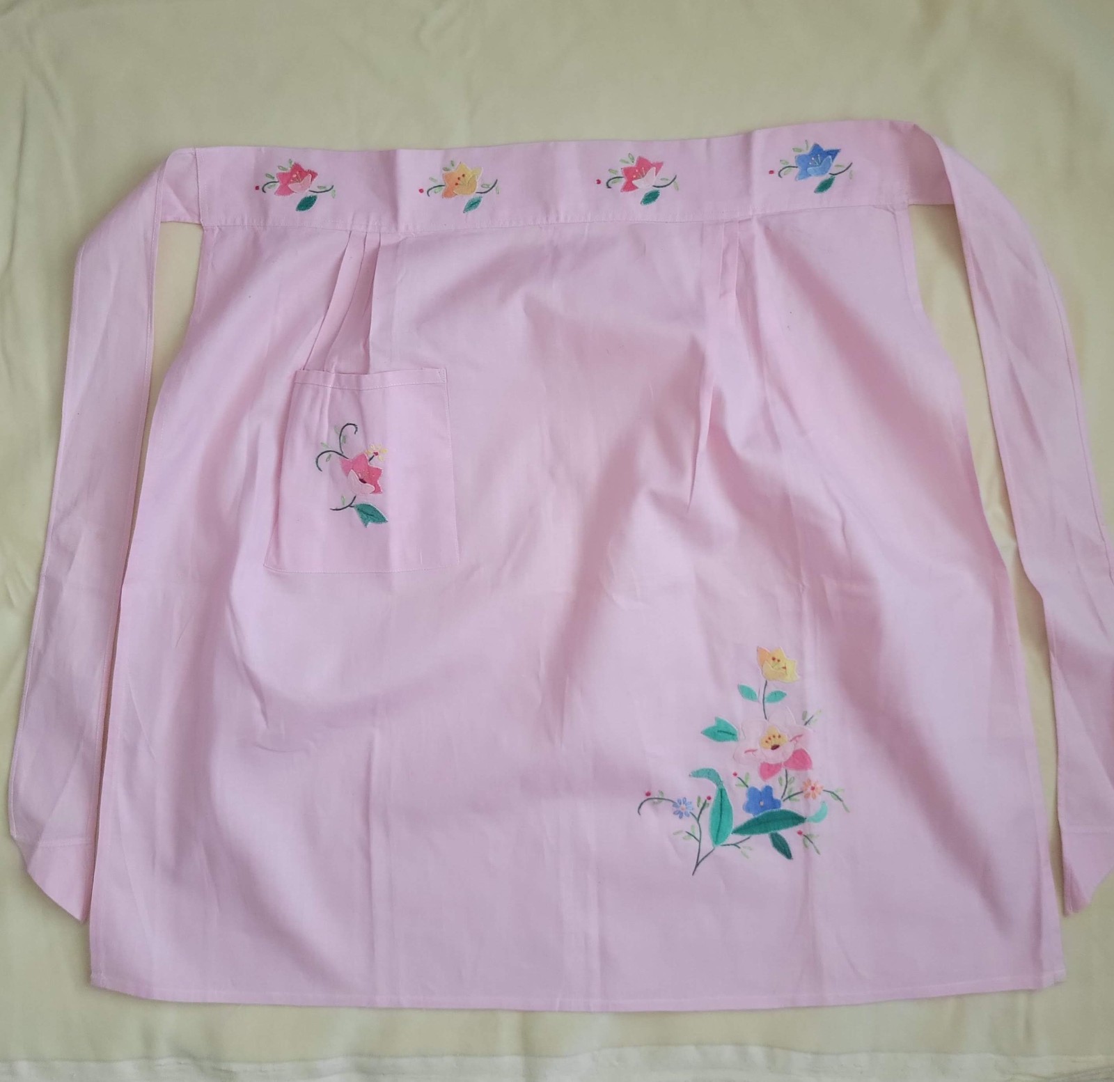 Vintage 1950s Pink Floral Hostess Apron Embroidered Cotton Midcentury NOS