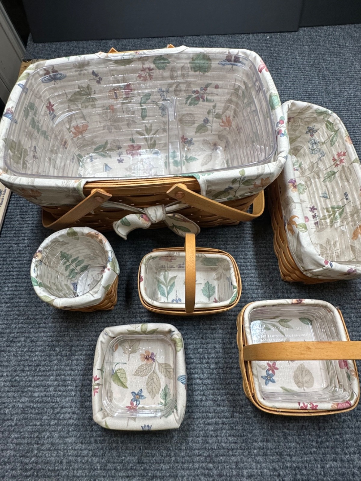 Longaberger Basket Lot 6 Baskets +Cloth and Plastic Liners