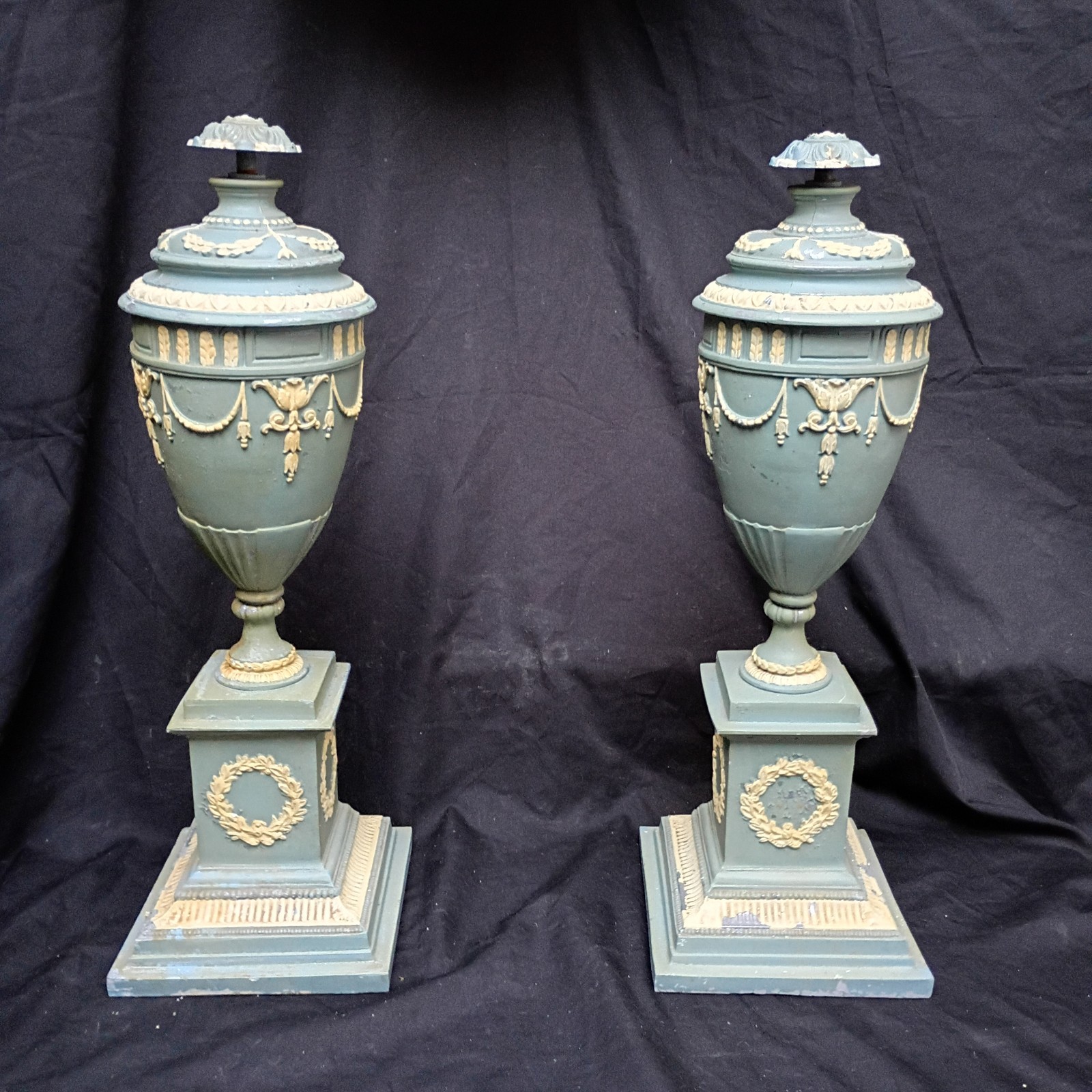 Pair 2 Vtg Hollywood Urns Lamps Table base Metal Jasperware English Style Metal Pair 2 Vtg Hollywood Urns Lamps Table base Metal Jasperware English Style Metal