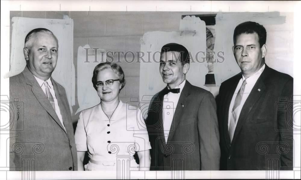 1958 Press Photo Laurie M. Warren, sales representative Stevens-Band Paper Co. 1958 Press Photo Laurie M. Warren, sales representative Stevens-Band Paper Co.