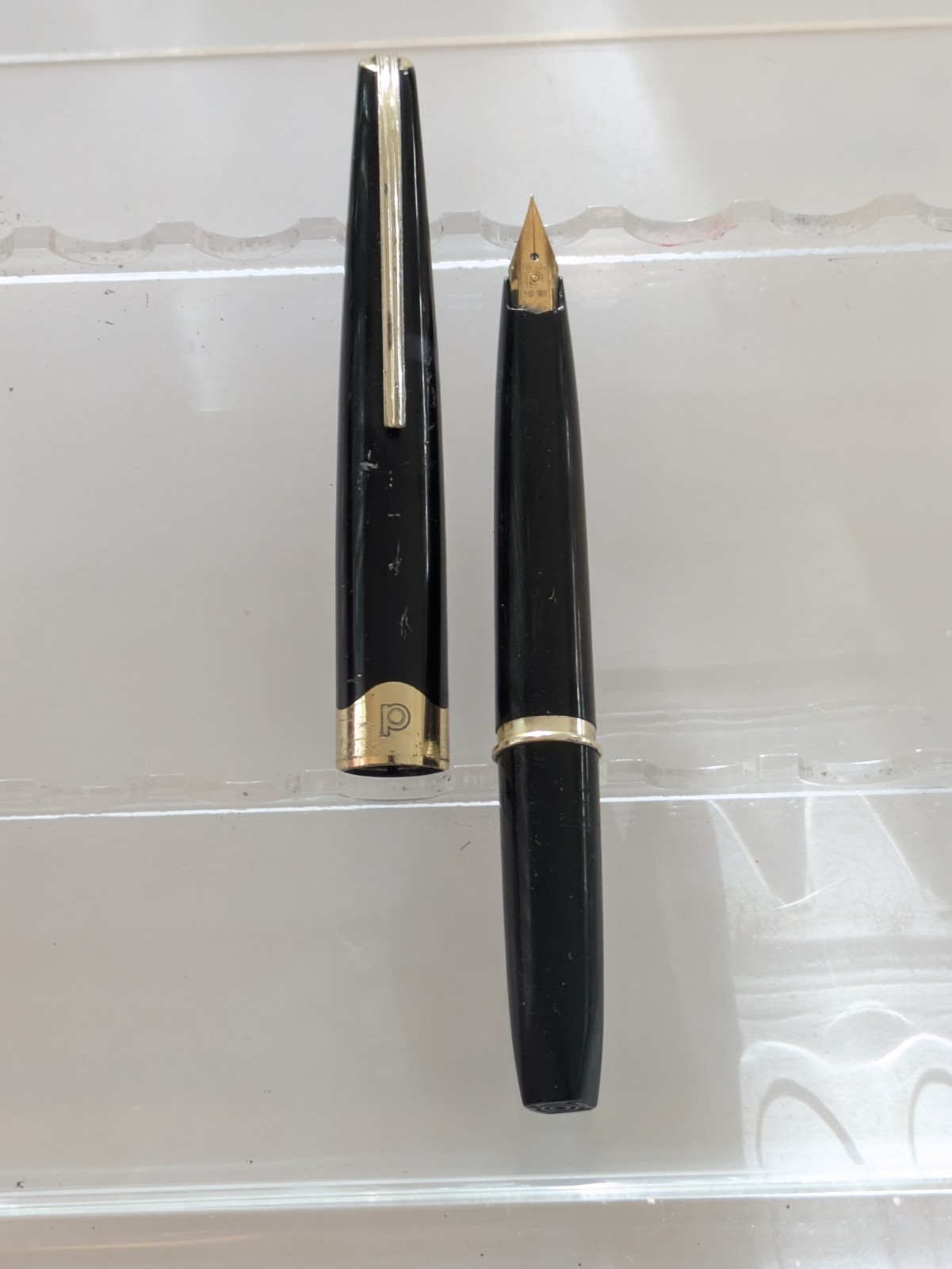 vtg Black Gt Platinum Fountain Pen - 18k Sf Nib 