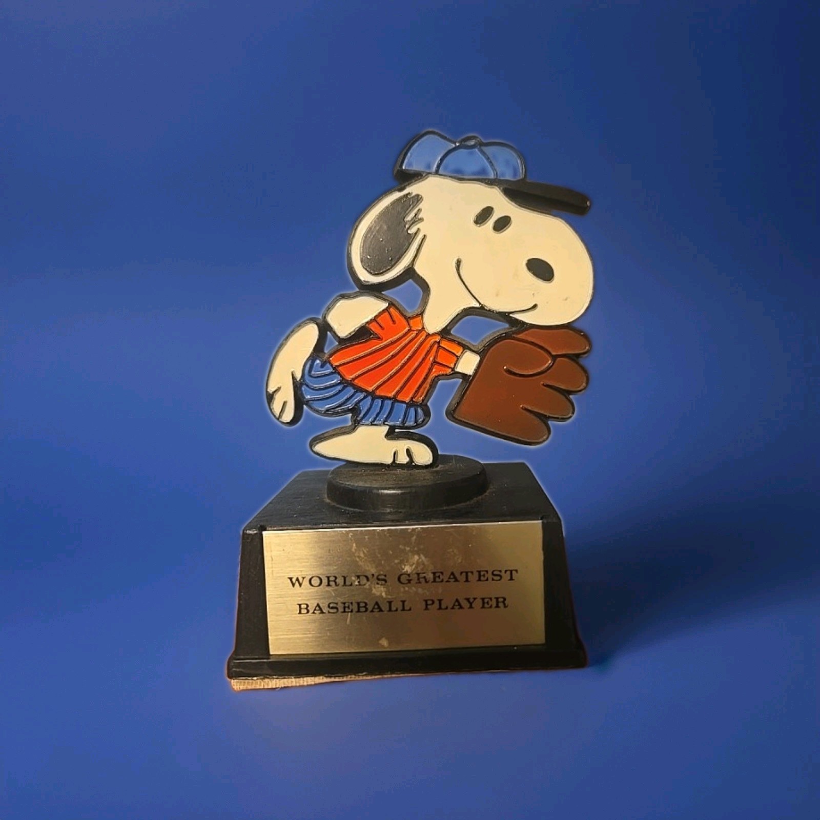 VTGE 1980\'s AVIVA PEANUTS SNOOPY TROPHY GRAM \ VTGE 1980\'s AVIVA PEANUTS SNOOPY TROPHY GRAM \