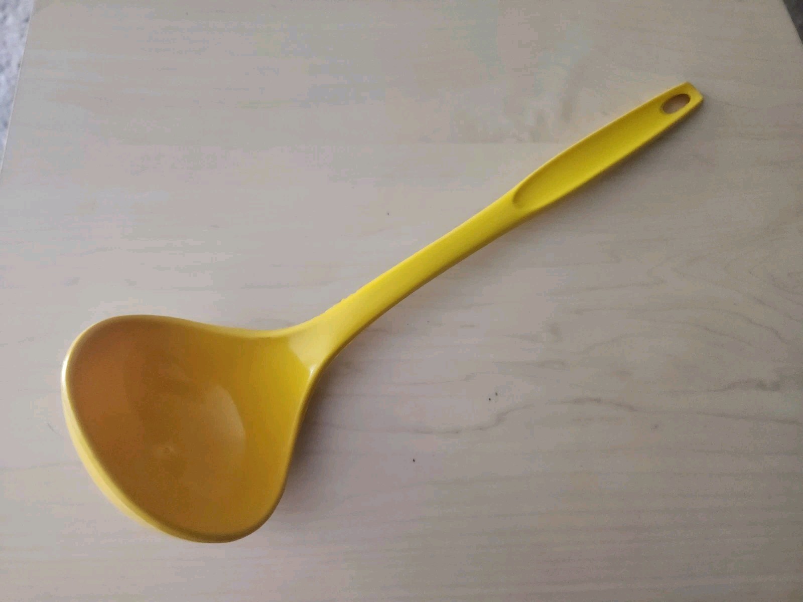 VINTAGE Foley YELLOW Nylon/Plastic Ladle Good Seldom Used Condition VINTAGE Foley YELLOW Nylon/Plastic Ladle Good Seldom Used Condition