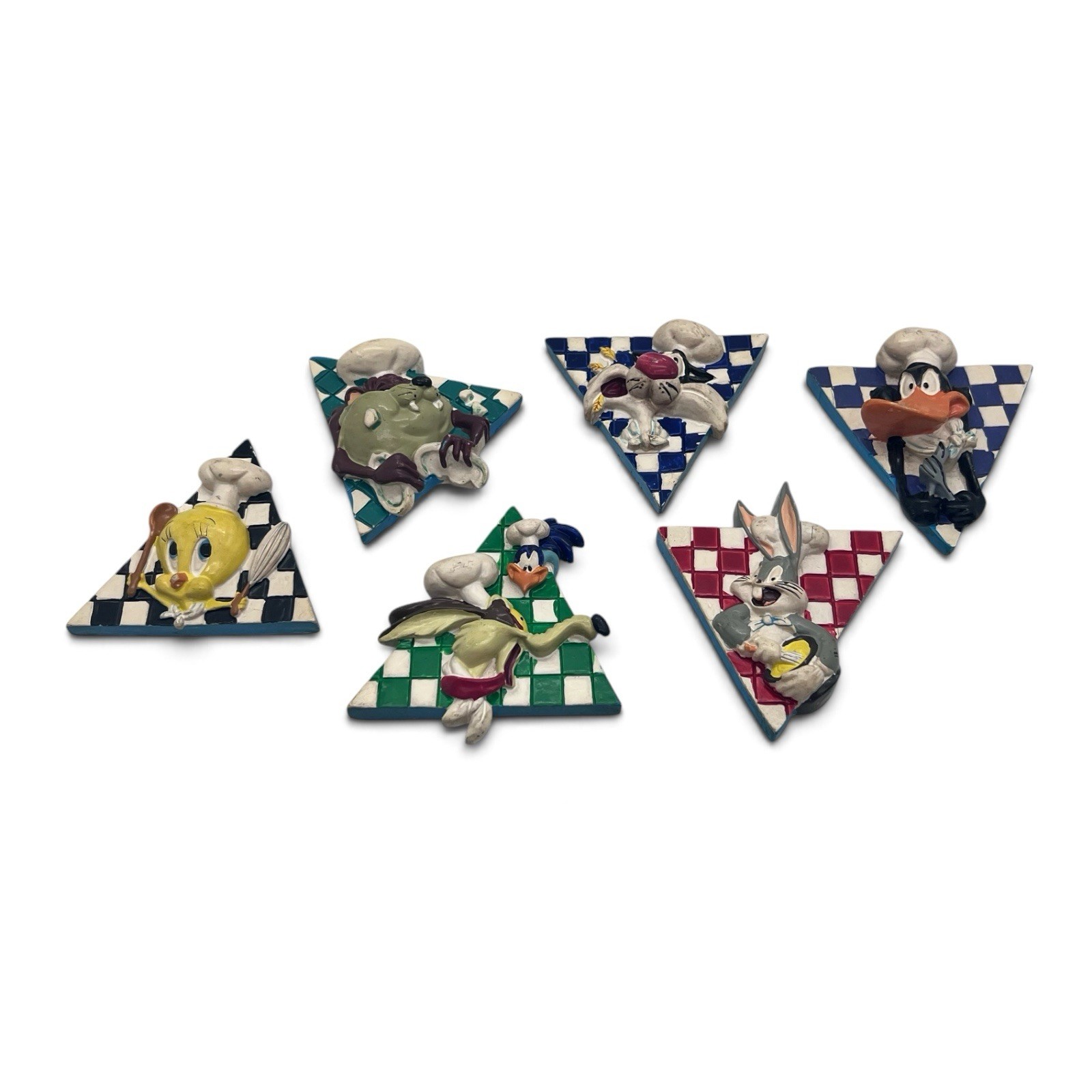 Vintage Warner Bros 1994 Looney Tunes Set of 6 Triangle Fridge Magnets 3906