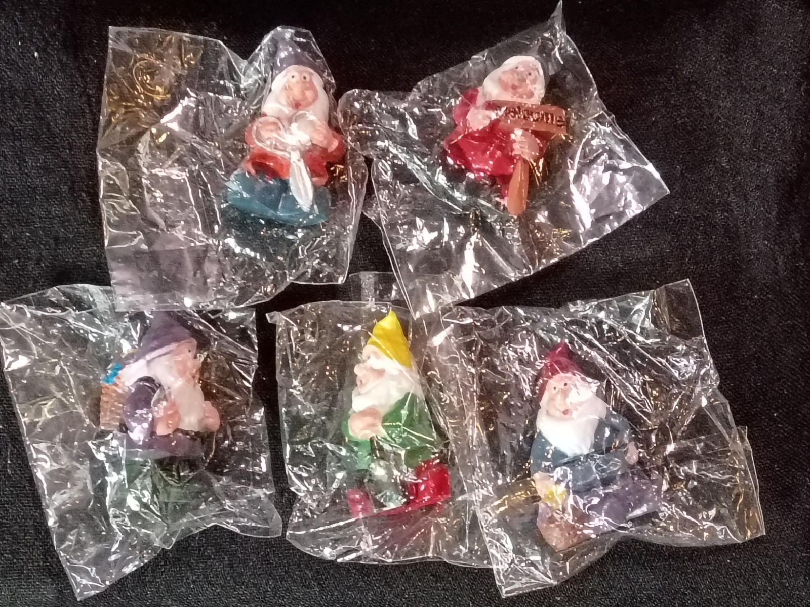 Lot of 5 Vintage Miniature Garden Gnome Figurines New Mint Condition Mini Gnomes