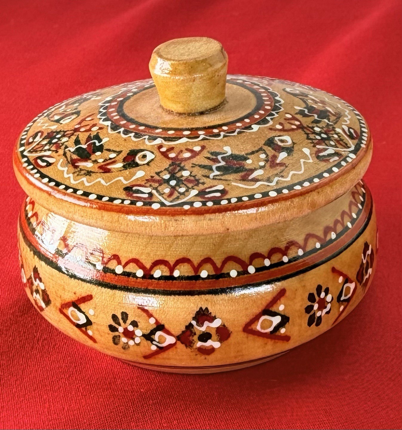 Vtg Ukrainian Hucul Folk Art Hand Painted Wood Trinket Jewelry Box Birds 3”