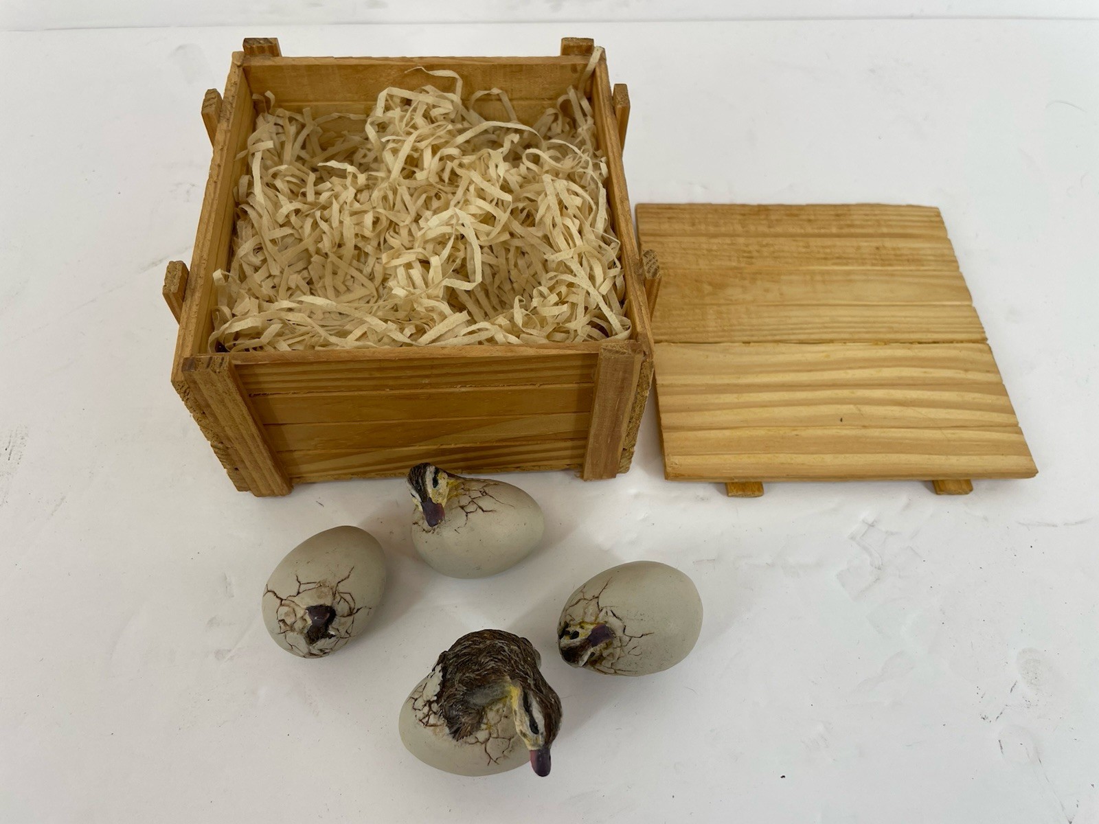 Vintage Tommy\'s Gooses  by Thomas McFarlane -gooses Hatchings Sculptures Figures