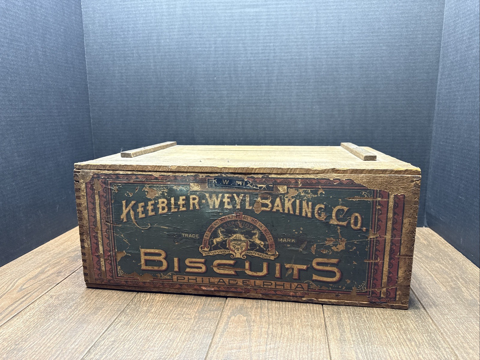 C.1890 GODFREY KEEBLER - WEYL COMPANY ADVERTISING BISCUIT BOX PHILADELPHIA