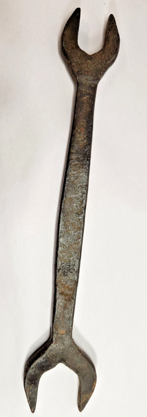 ANTIQUE HAND-FORGED OPEN-ENDED WRENCH COLLECTIBLE MECHANICS HAND TOOL #355