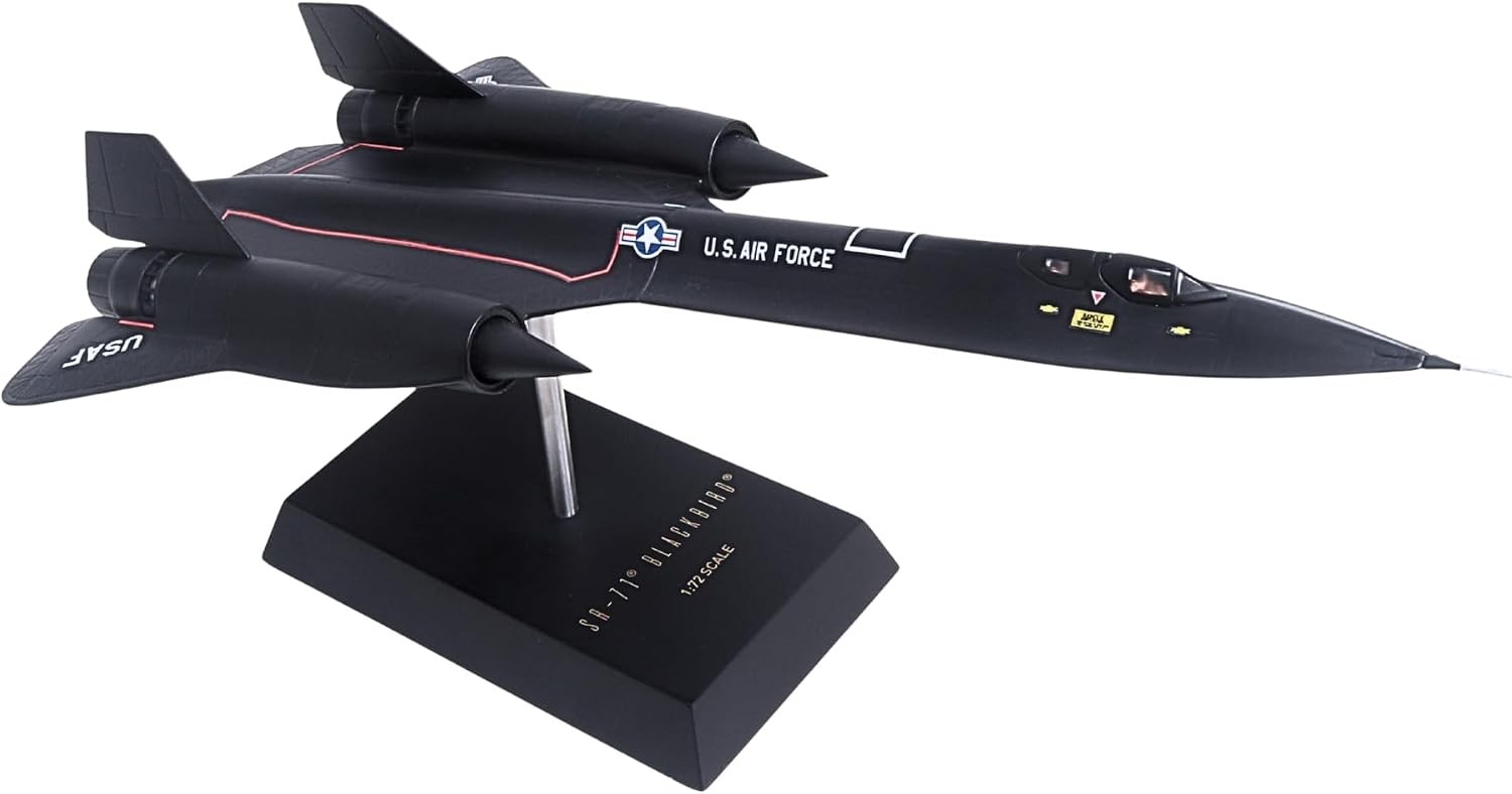 USAF Lockheed SR-71 Blackbird Desk Display Supersonic Model 1/72 XX Airplane