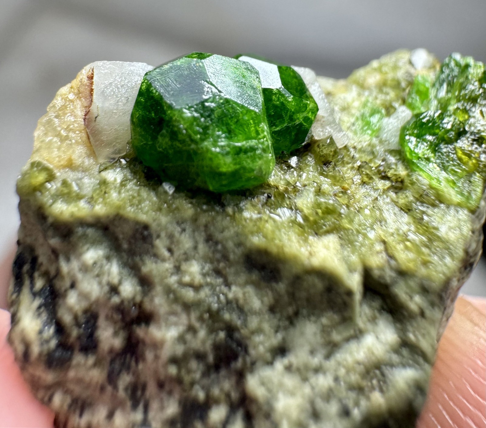 17CT Natural Green Demantoid Garnet Crystals  on Matrix From Belquys mountain