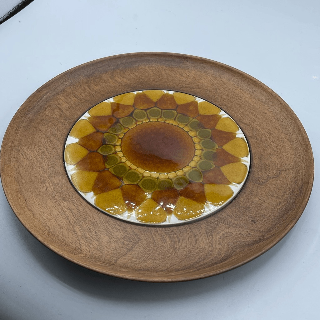Vintage Woodbury Woodward Shelburne Vermont cheese board.