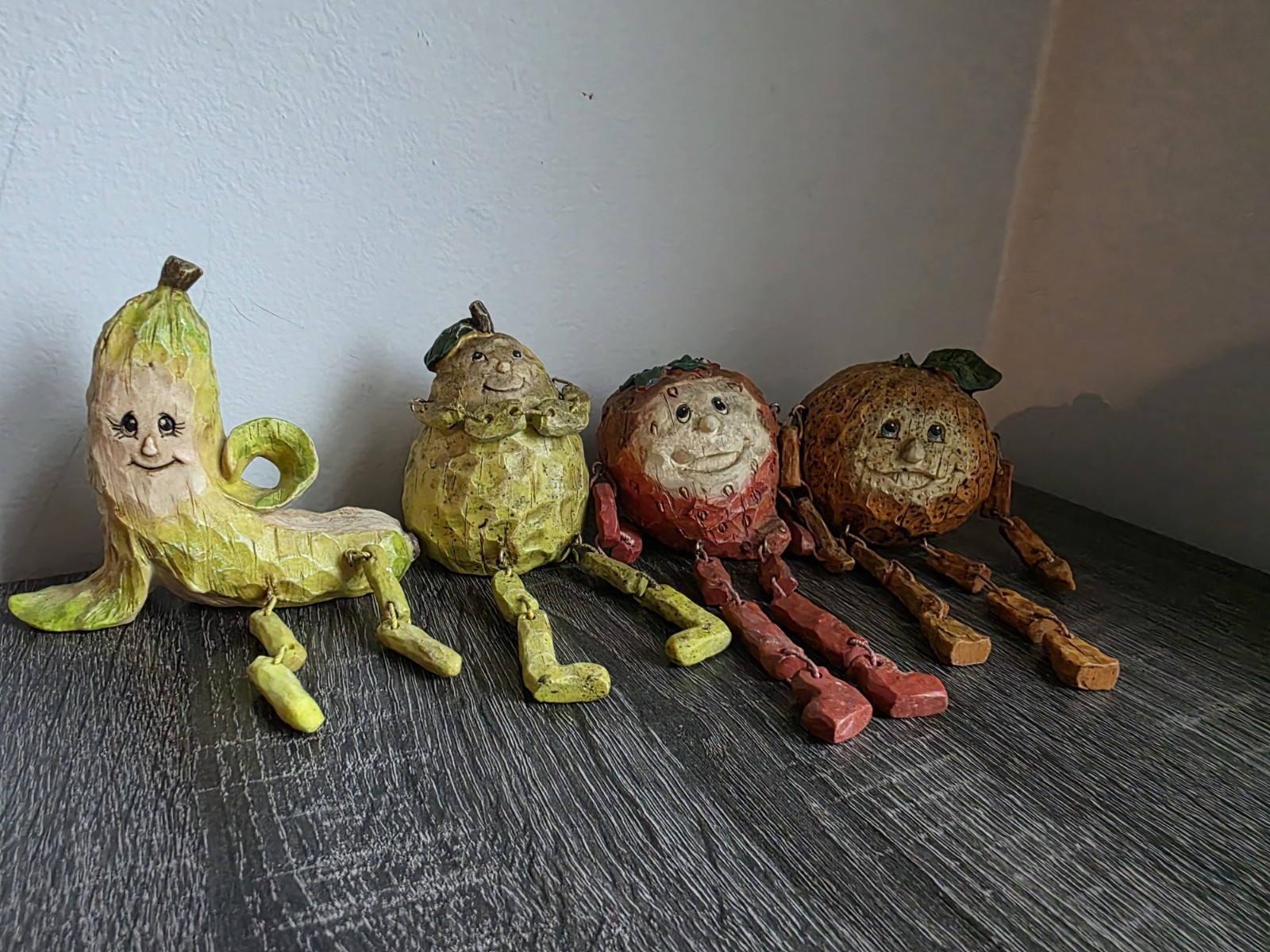 Vintage Anthropomorphic Fruit Shelf Sitter Lot 4 Resin Dangle Legs Banana Pear