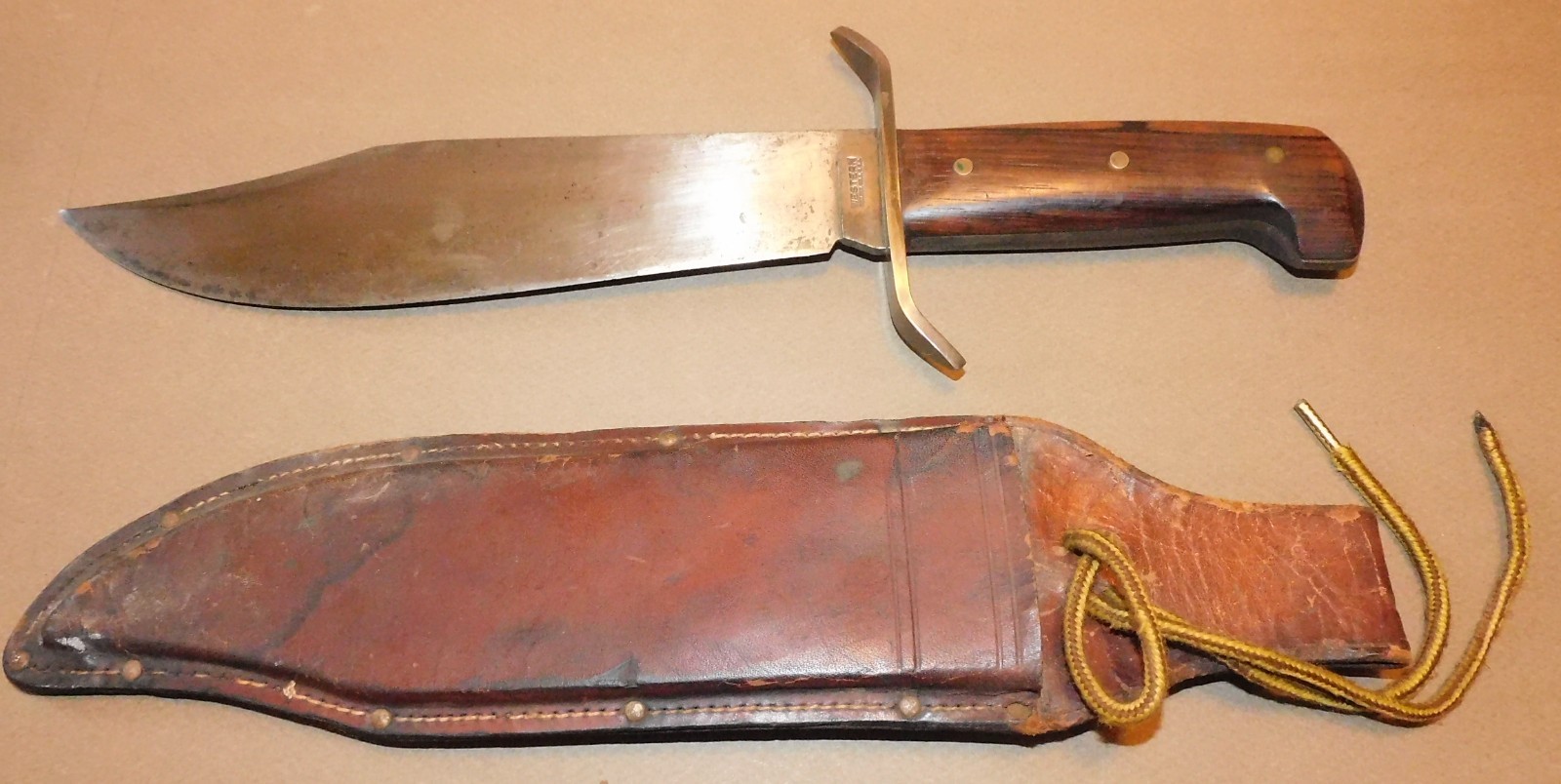 Vintage Western Bowie Hunting Knife with Leather sheath Vietnam Era