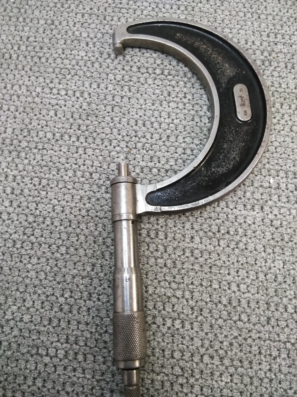 VTG. L. S. Starrett No. 226 Outside Micrometer 2-3\