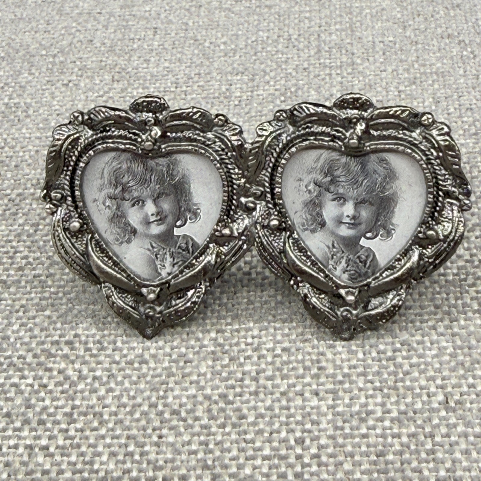 Vintage Victorian Style Picture Frame Silver Tone Double Heart Photo Frames