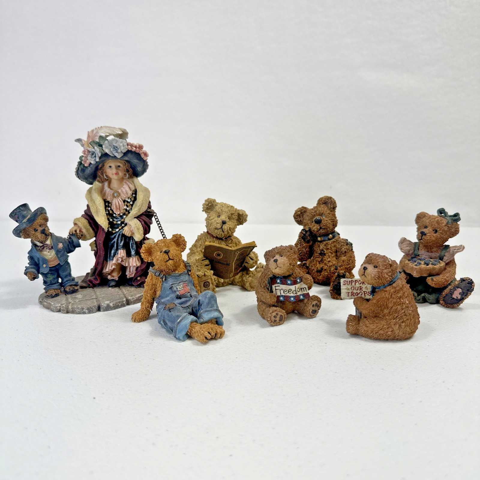 Vintage 1994-2005 Boyds Bears & Friends Lot of 7 Figurines