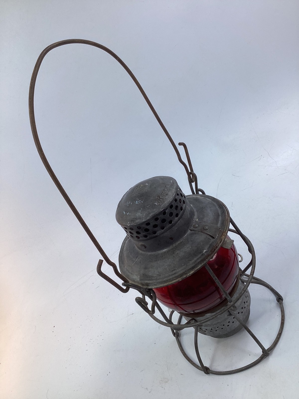 Vintage Red Glass ADLAKE Kero Railroad Lantern PRR Pennsylvania antique (M1) Vintage Red Glass ADLAKE Kero Railroad Lantern PRR Pennsylvania antique (M1)