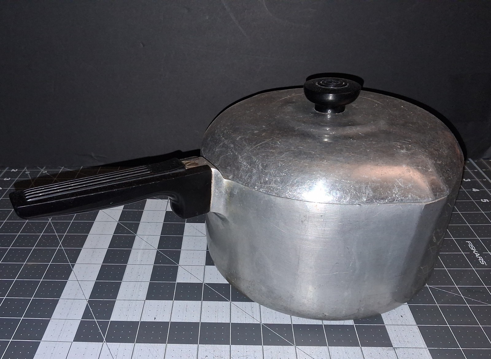 Wagner Ware Sydney O Magnalite 4 QT Sauce Pot 4684-M with Lid Double Spouts VTG Wagner Ware Sydney O Magnalite 4 QT Sauce Pot 4684-M with Lid Double Spouts VTG