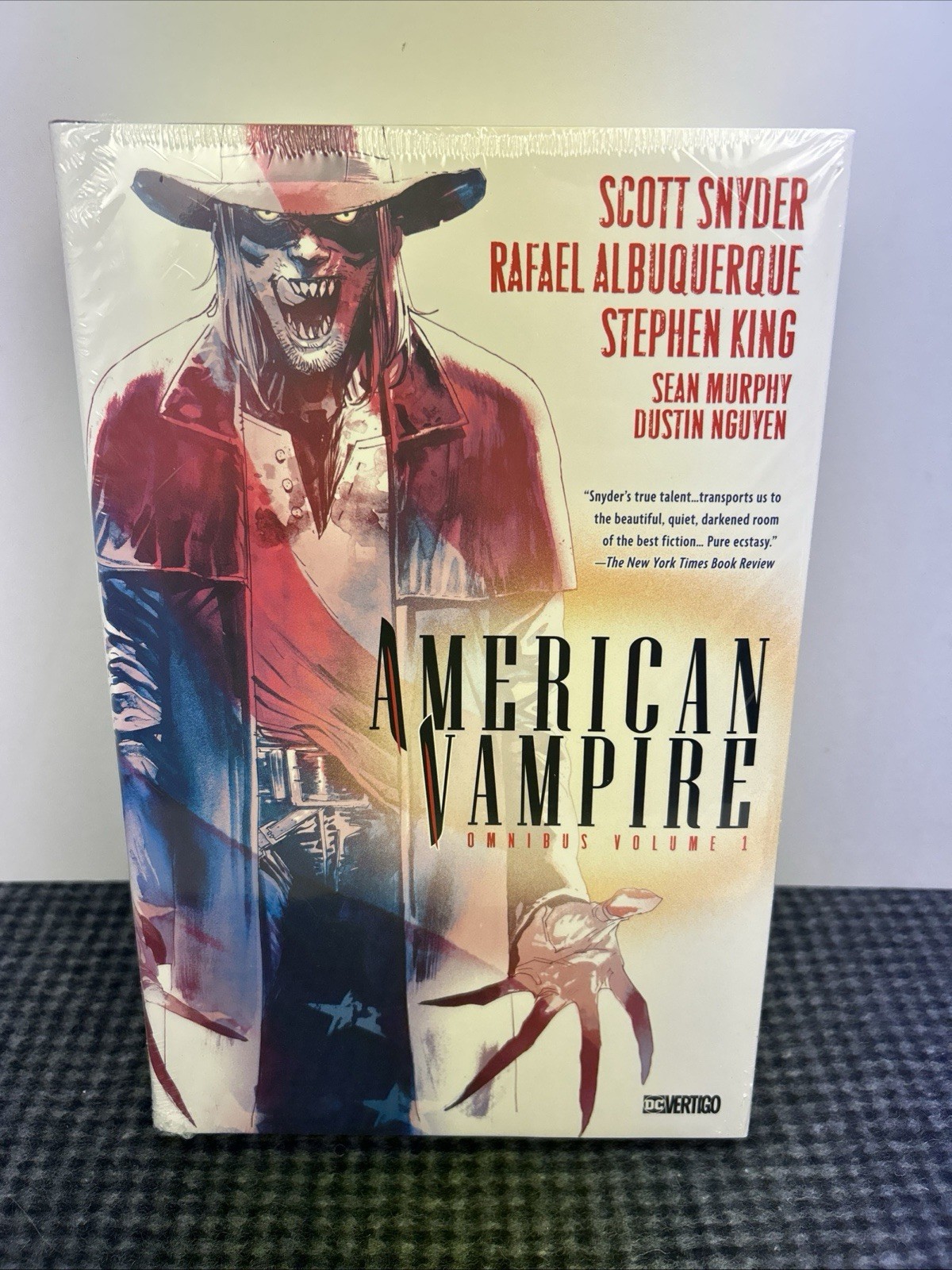 American Vampire Omnibus #1 (DC Comics December 2018) Brand New Sealed American Vampire Omnibus #1 (DC Comics December 2018) Brand New Sealed