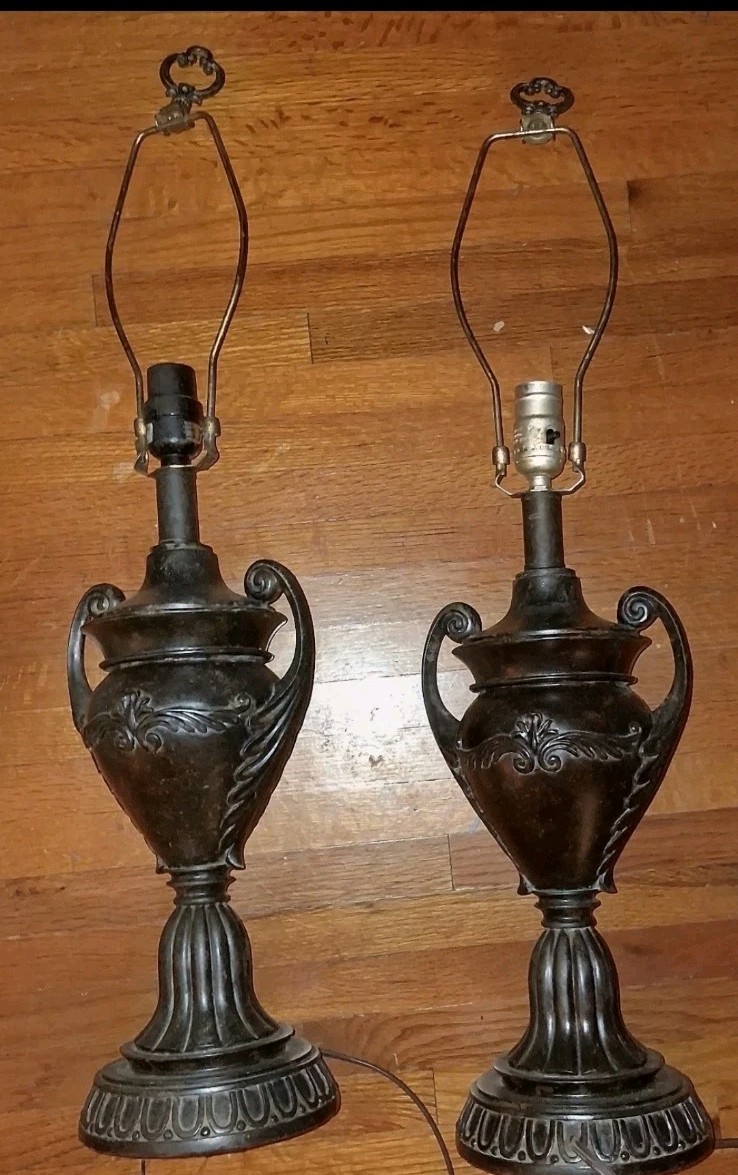 Vintage 1970s Wescal Neoclassical Trophy Urn Table Lamps Pair 29\