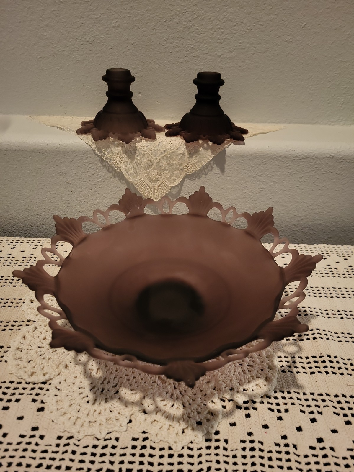 Vtg Westmoreland Satin Glass Doric Lace Bowl & Candleholders Amythest Purple 