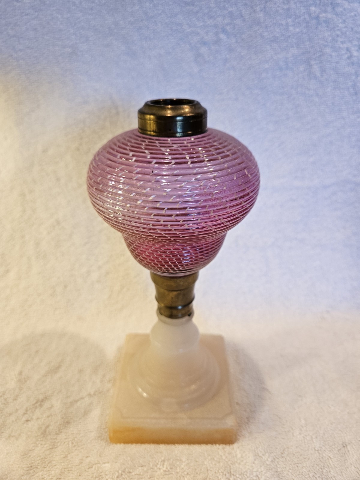 Antique Victorian Latticinio Stripe/ Reeded Swirl Kerosene peg Lamp