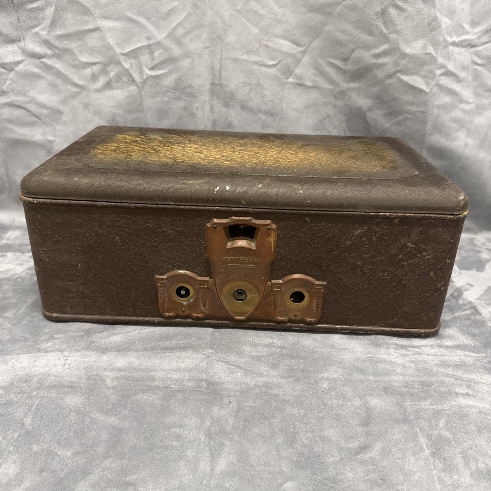 Vintage 1920s CROSLEY Showbox 706-60 8 Tube Table Top Radio - Parts / Repair Vintage 1920s CROSLEY Showbox 706-60 8 Tube Table Top Radio - Parts / Repair