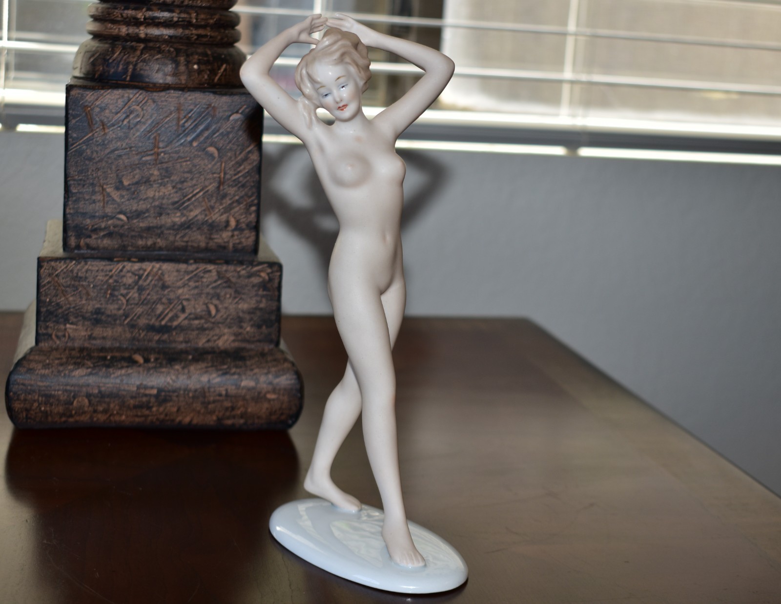 Nude porcelain standing female figurine Germany excellent Wallendorf vintage