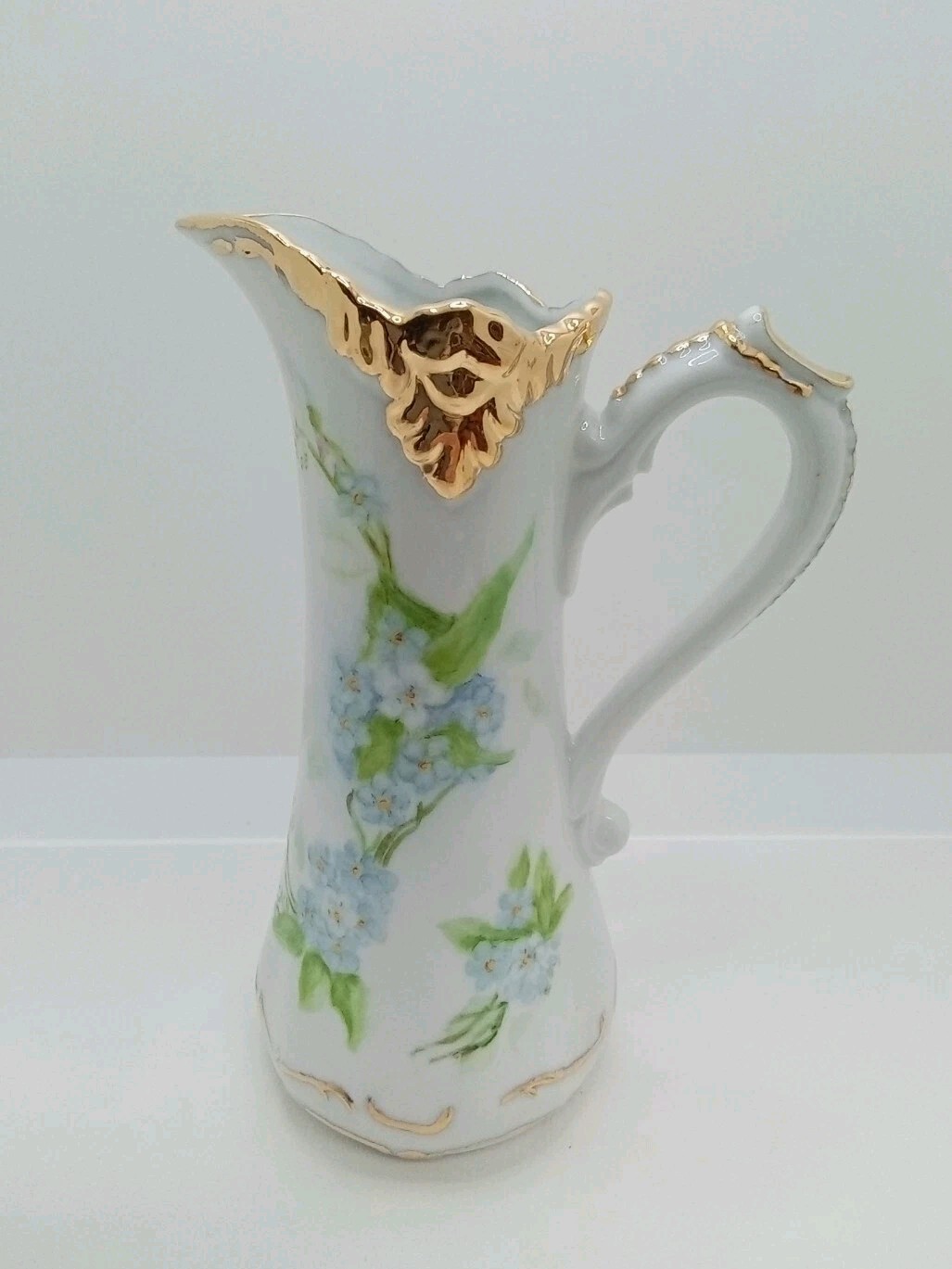 Vtg Bud Vase Pitcher With Hand Painted Florals & Gilt Trim 7.75