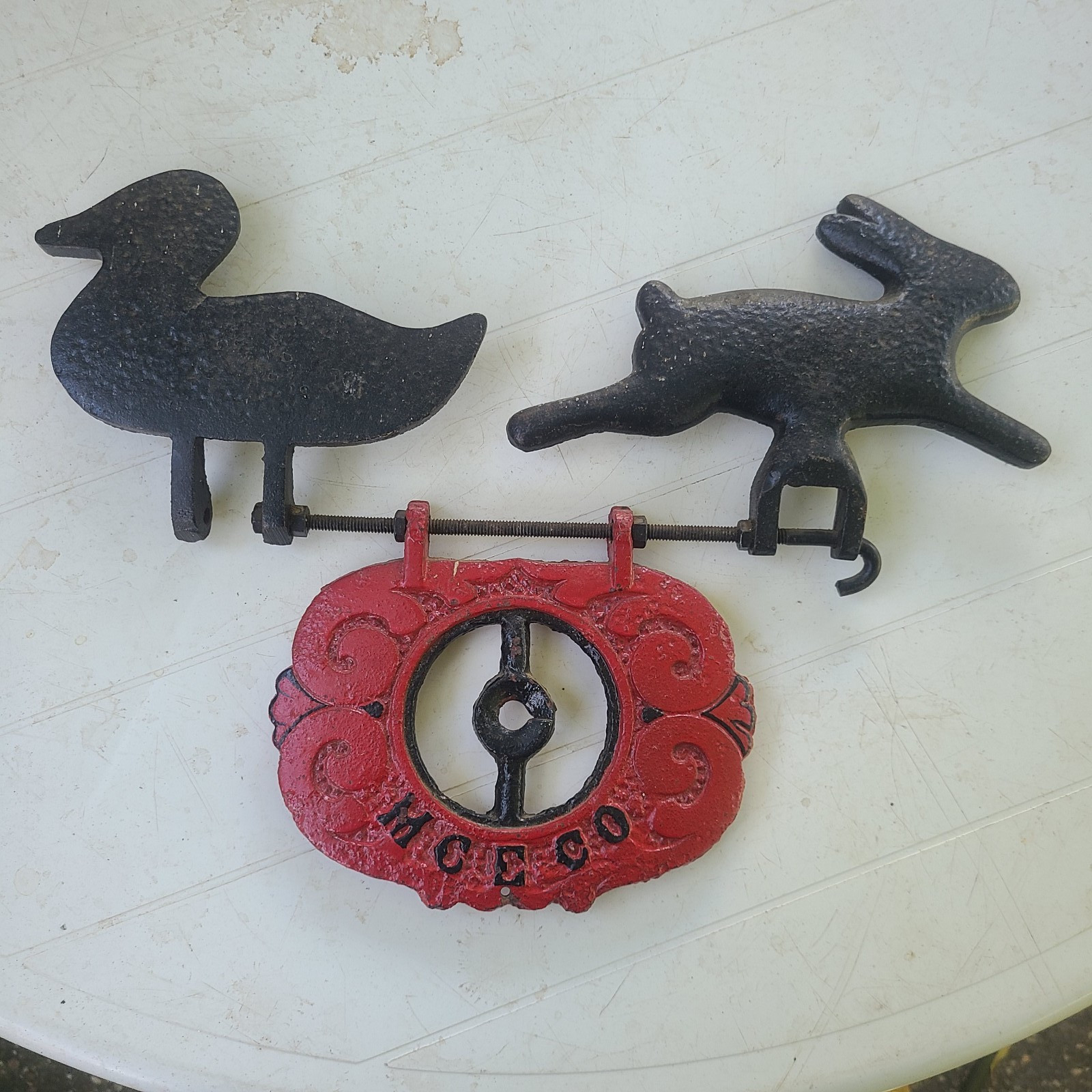 Unique Antique Cast Iron Shooting Gallery Target Assembly Duck/Rabbit/Plate Unique Antique Cast Iron Shooting Gallery Target Assembly Duck/Rabbit/Plate