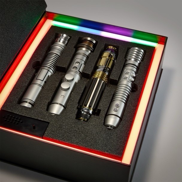 D23 Legacy Lightsaber Hilt Set Star Wars LE 1500 Arresting the Chancellor Sealed