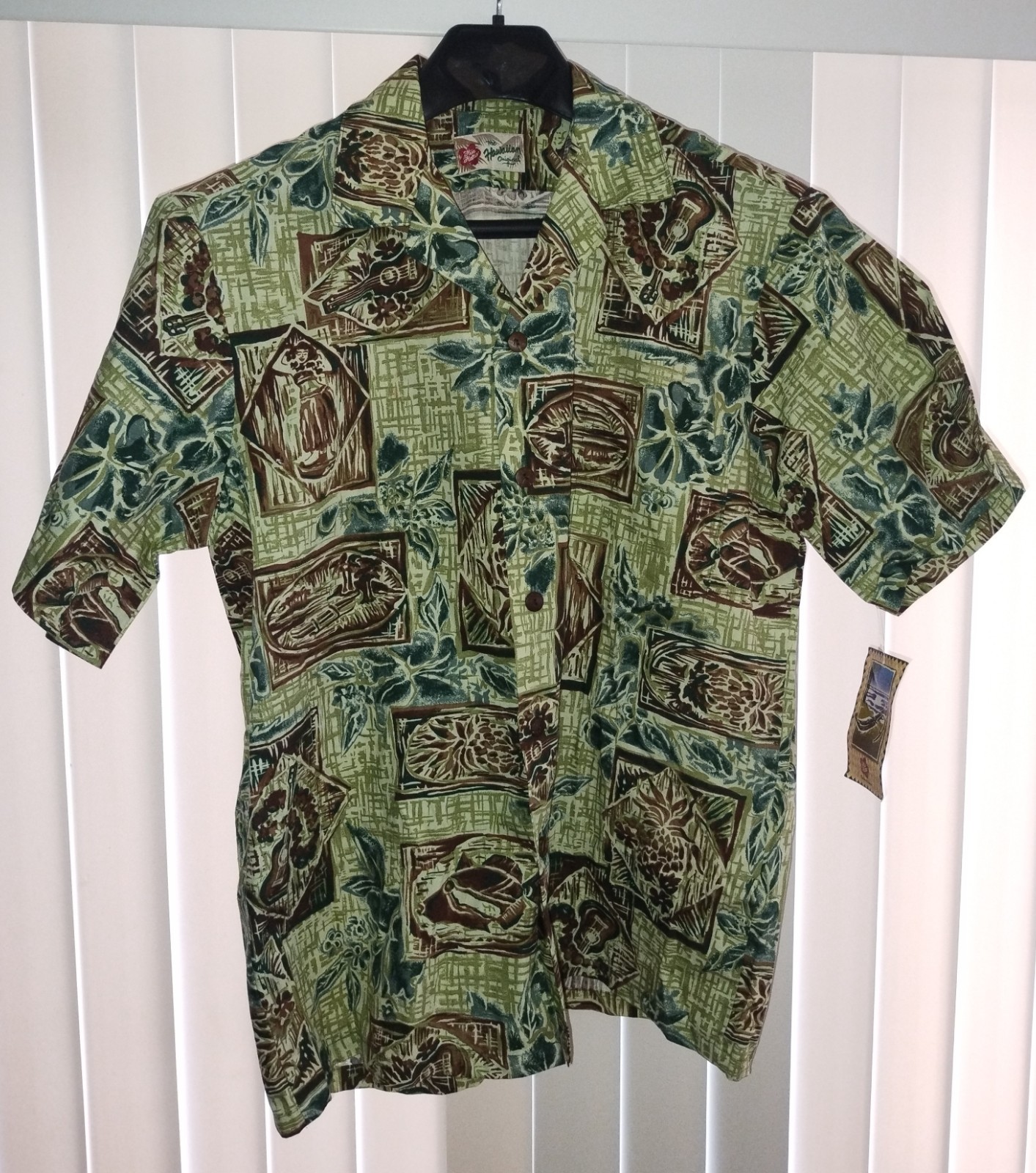 Vintage NEW NWT HILO HATTIE COTTON COCONUT Button up HAWAIIAN SHIRT MEN Size L