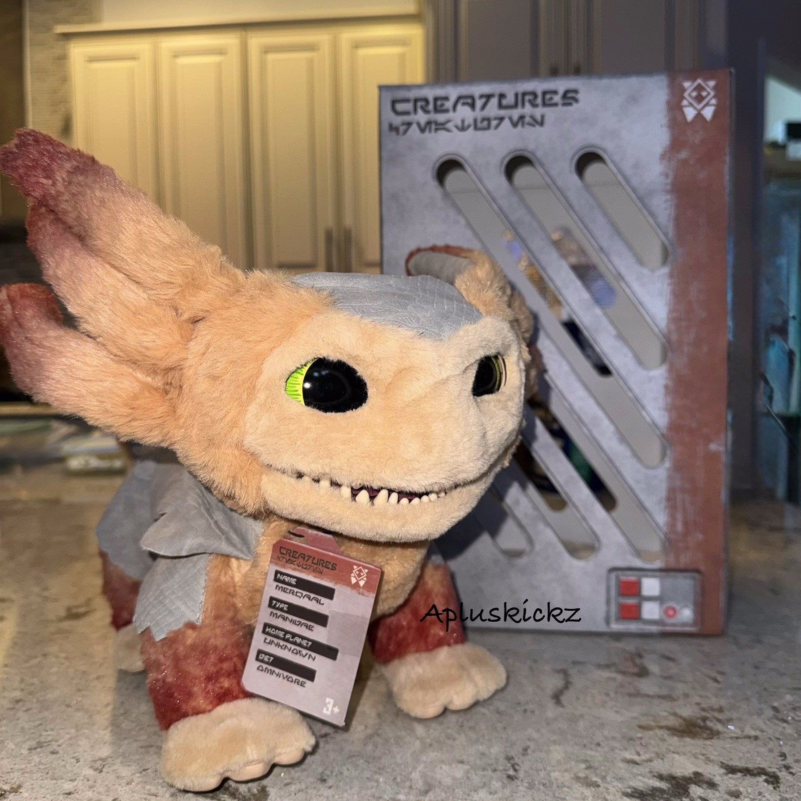 2025 Star Wars Galaxy’s Edge Merqaal Interactive Plush W/ Carrying Cage Box