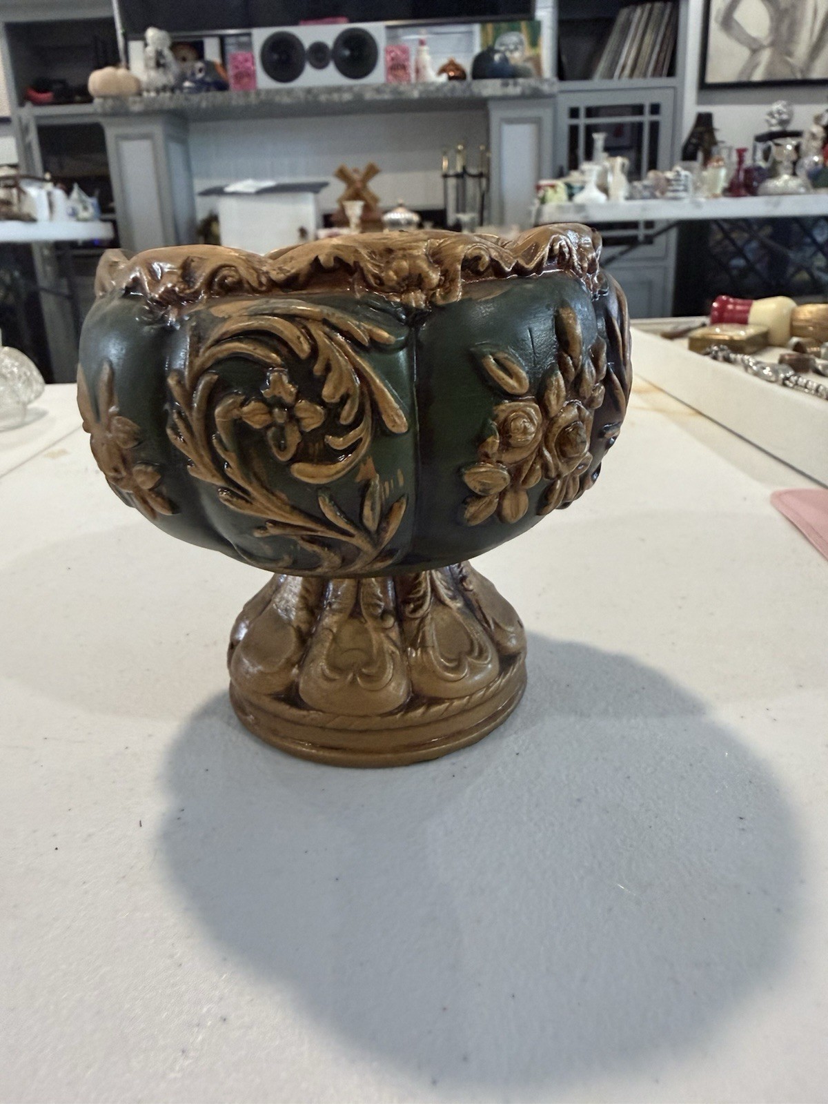 Vintage ARDCO Fine Quality Green And Gold Ceramic Planter Vintage ARDCO Fine Quality Green And Gold Ceramic Planter