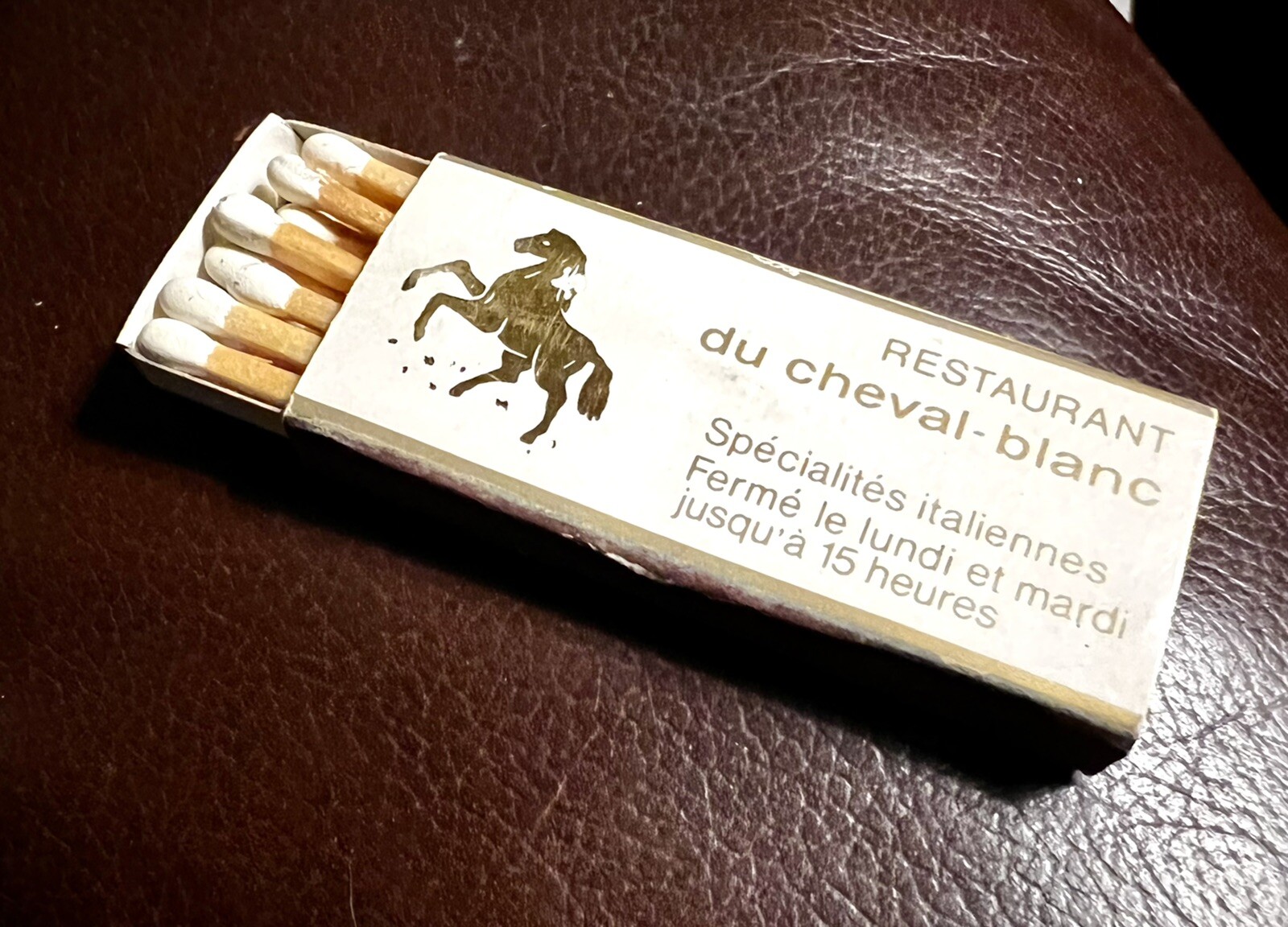 Restaurant Du Cheval Blanc, Geneva Switzerland, Full Unstruck Matchbox Restaurant Du Cheval Blanc, Geneva Switzerland, Full Unstruck Matchbox
