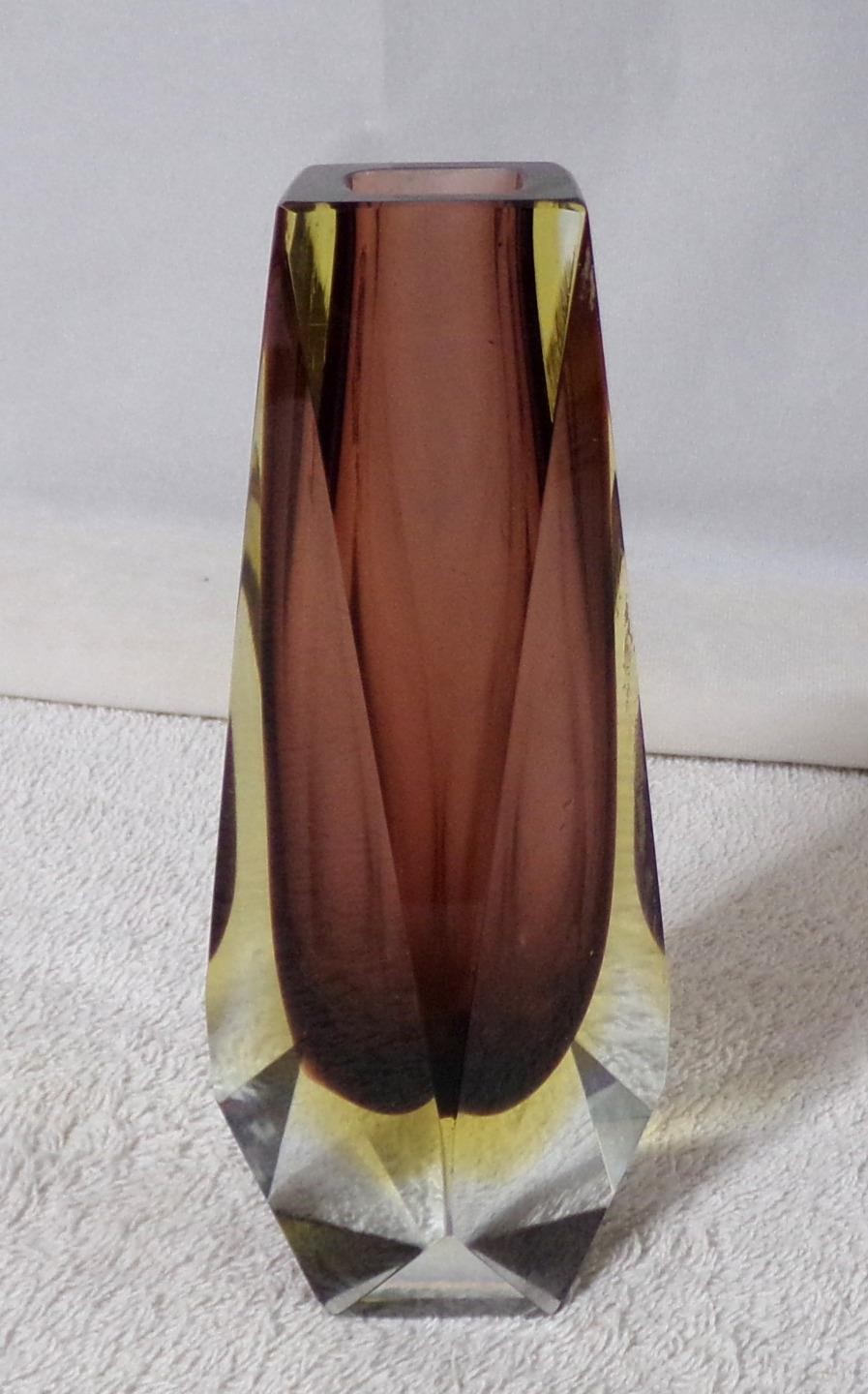Murano Sommerso Mandruzzato Facet Glass Vase