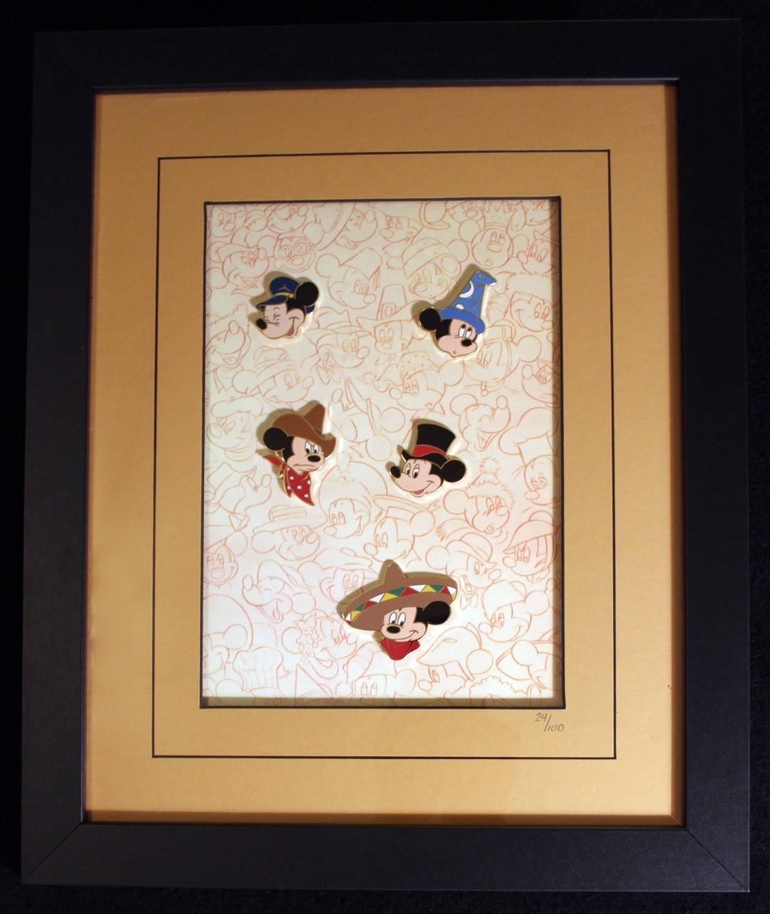Walt Disney Auctions PIN SET Mickey Mouse MANY HATS Framed 2001 Ltd Ed #24 / 100