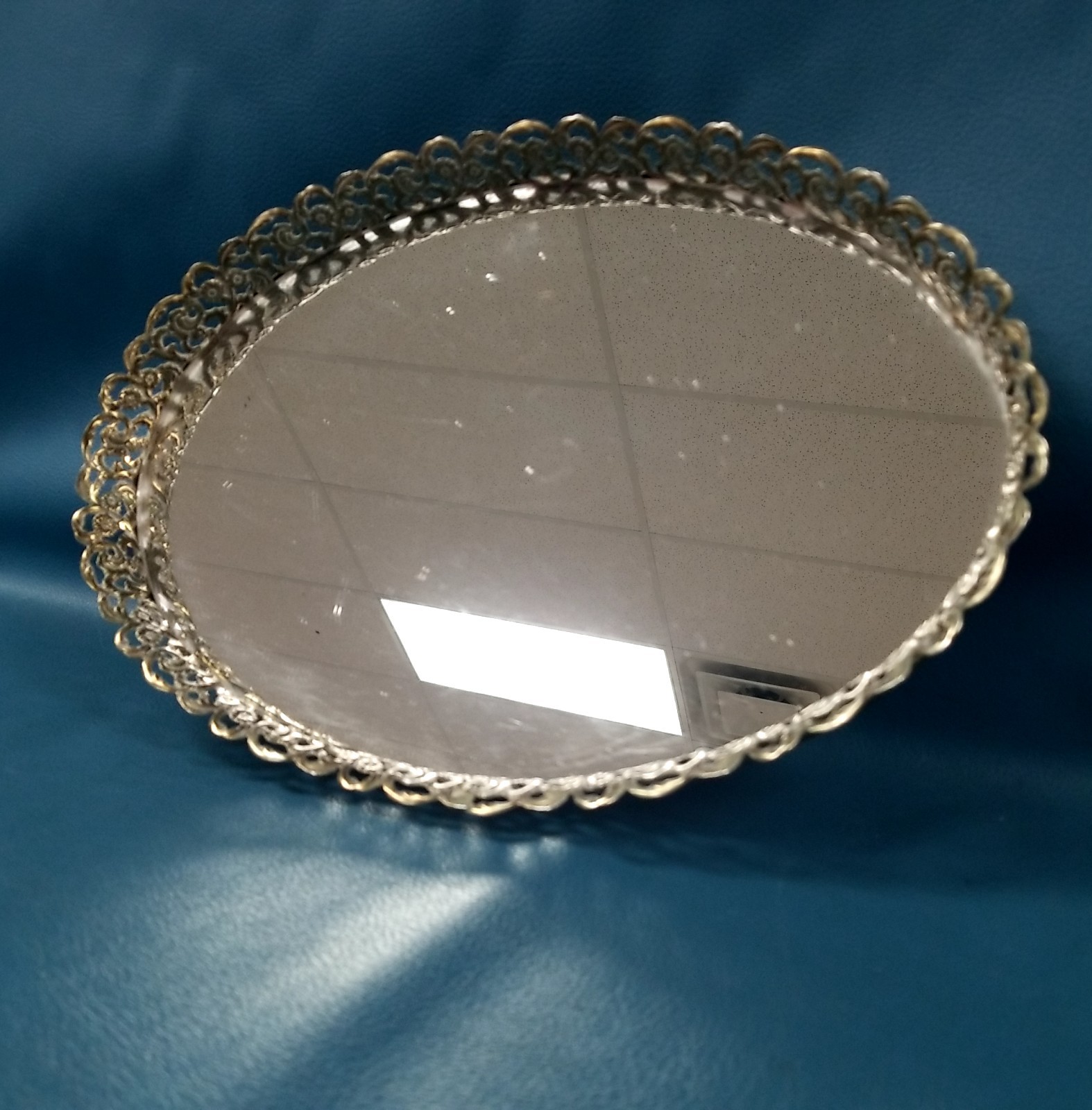 VTG Hollywood Regency Oval Silver Plate Filigree Mirror Vanity Tray 13 1/2\