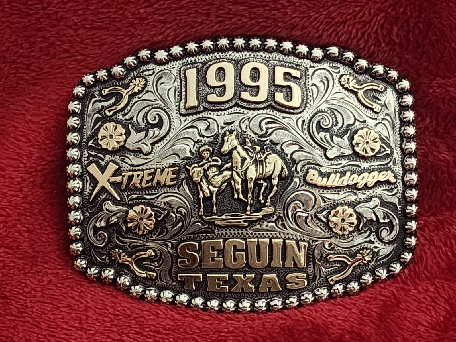 X~Treme Bulldogging Champion Trophy Belt Buckle☆Seguin Texas☆1995☆900