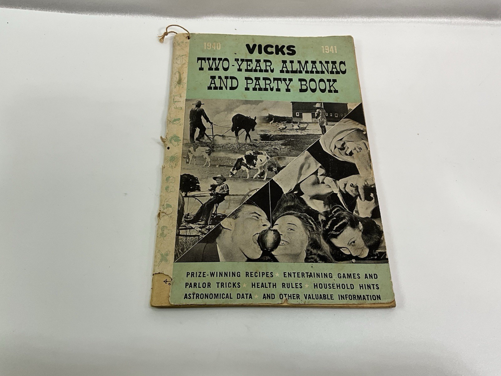 1940-1941 Vicks Two-Year Almanac & Party Book Vintage Household Guide