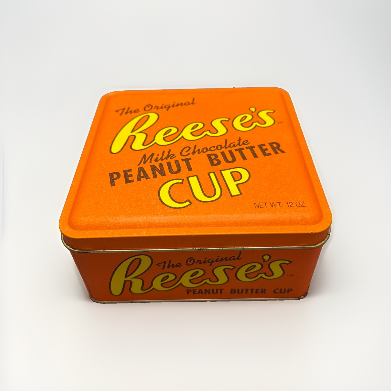 Vintage 1992 Reese’s Peanut Butter Cup Metal Tin EMPTY