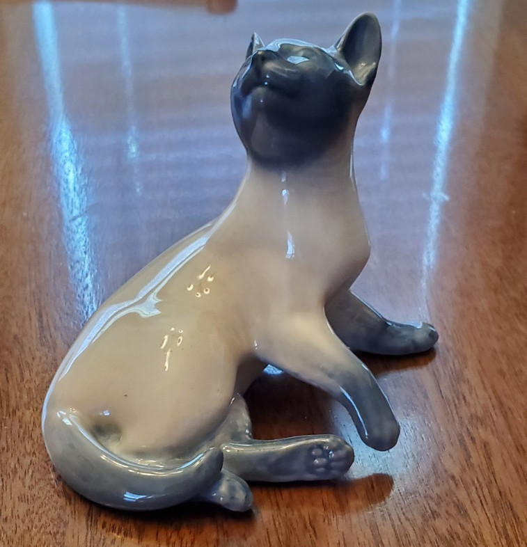 VTG Royal Copenhagen Siamese Cat Figurine #2862